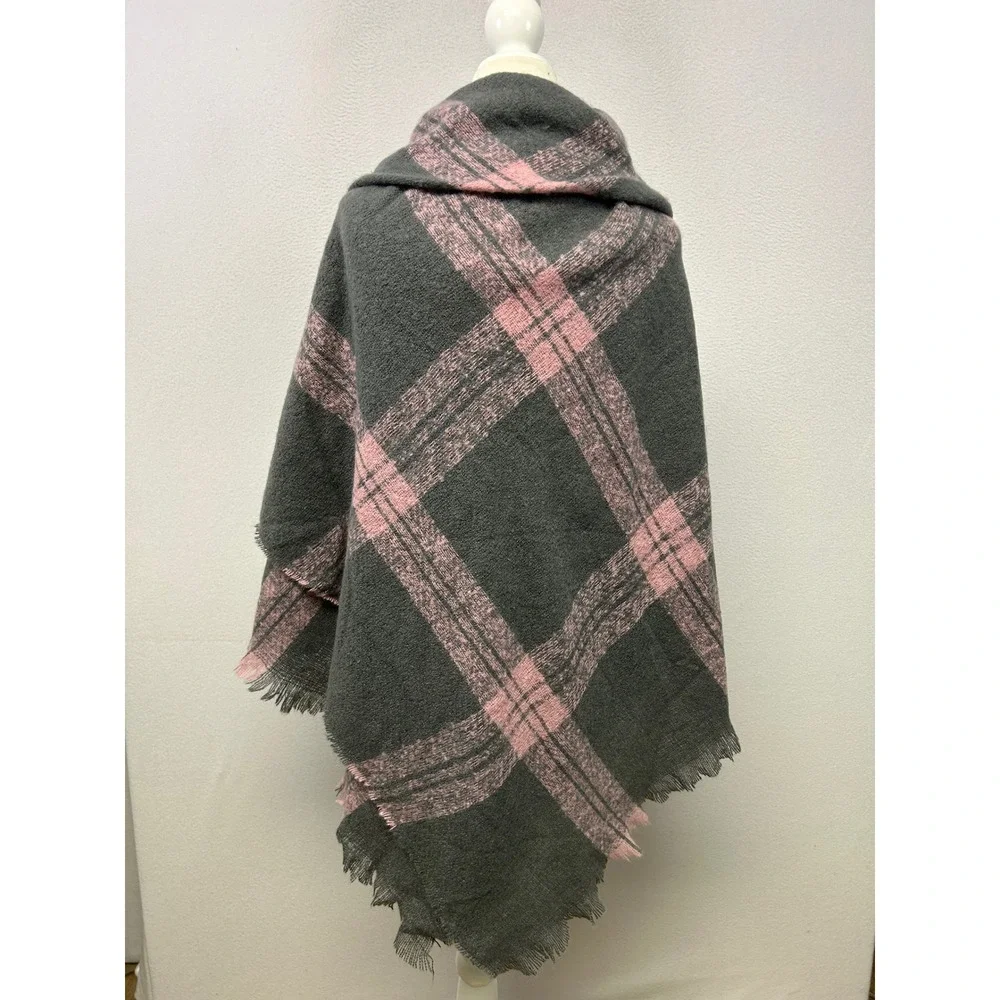 Cottagecore Altare Womens OS Pink Grey Plaid Fringed Toggle Wrap Shawl Cape 6311